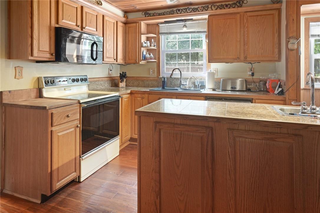 10 Todd Drive, Middletown, New York image 6