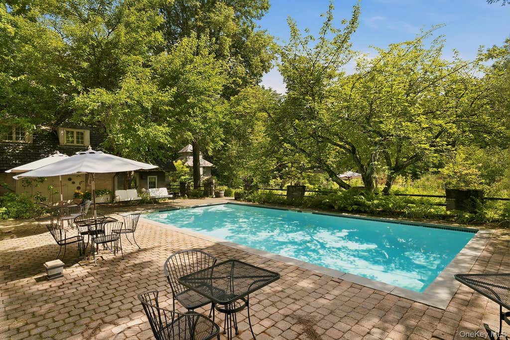 Photo of 15-18 Normandy Grange, Garrison, NY 10524 (MLS # 1041990)