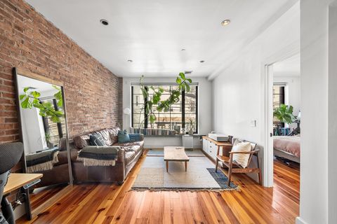 MLS: 830860