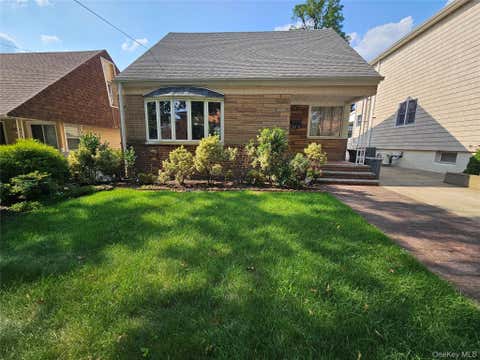 Homes For Rent - 248-41 Thebes Avenue<br/> Little Neck, NY 11362