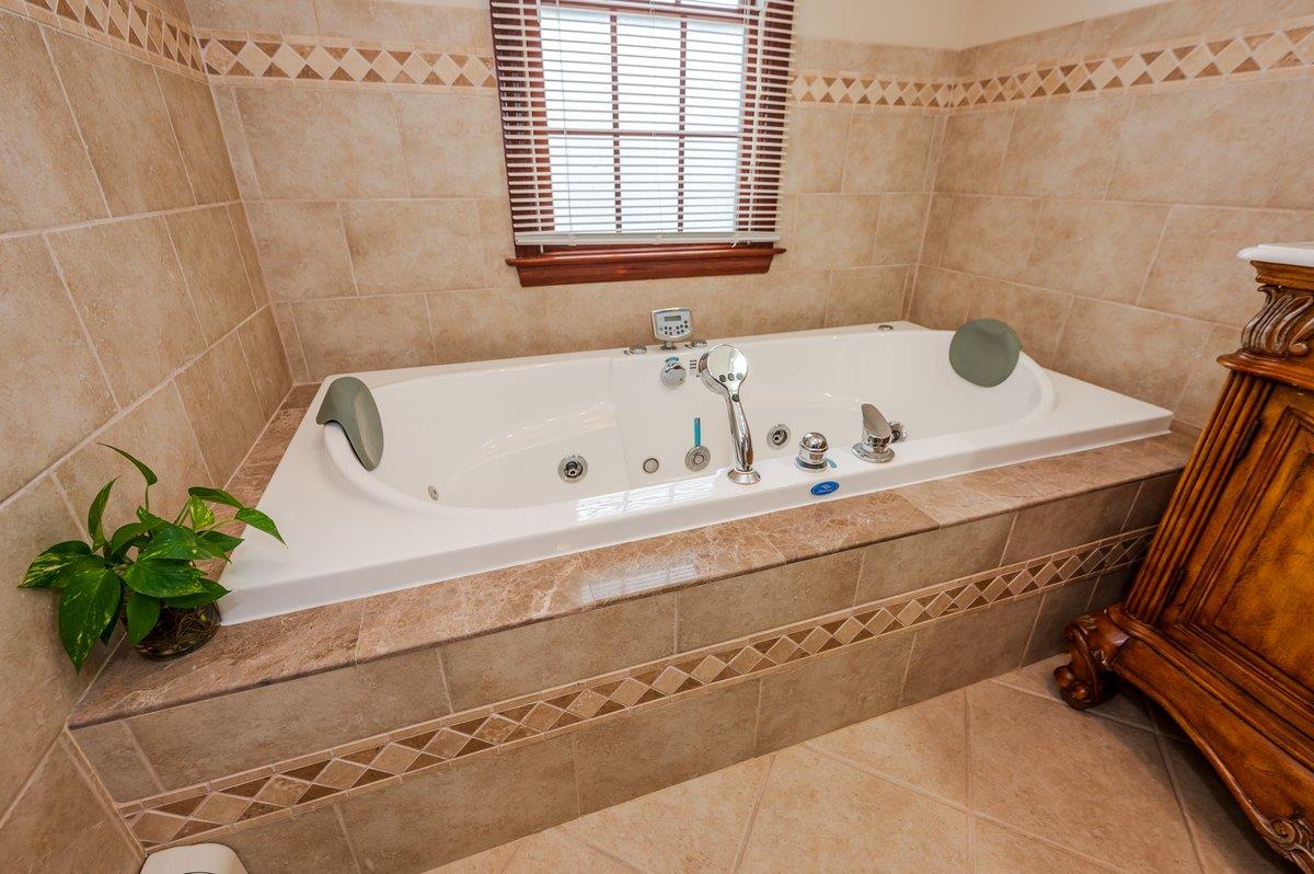 327 Peninsula Boulevard, Cedarhurst, New York image 16