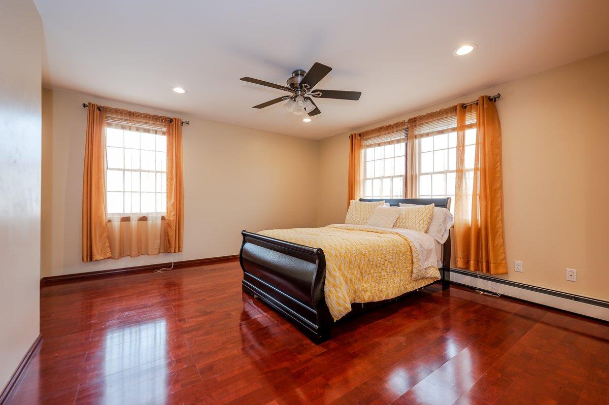 327 Peninsula Boulevard, Cedarhurst, New York image 18
