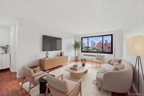 Homes For Sale - 185 Hall Street #1010<br/> Brooklyn, NY 11205