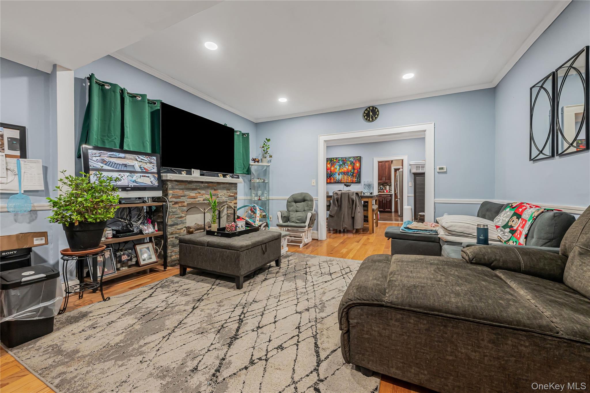 1381 Chandler Street