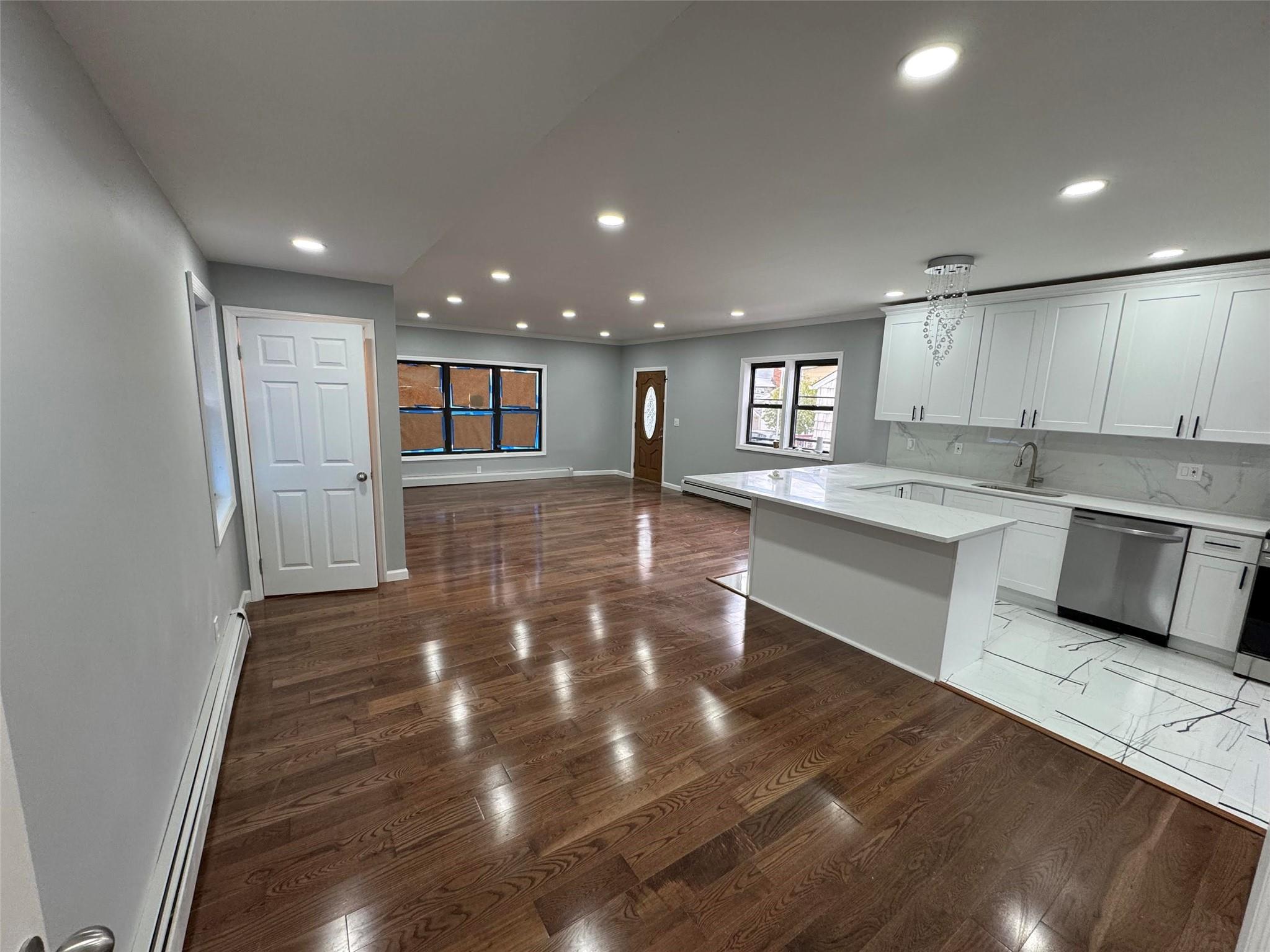 23-21 98 Street, St, Flushing, New York image 22