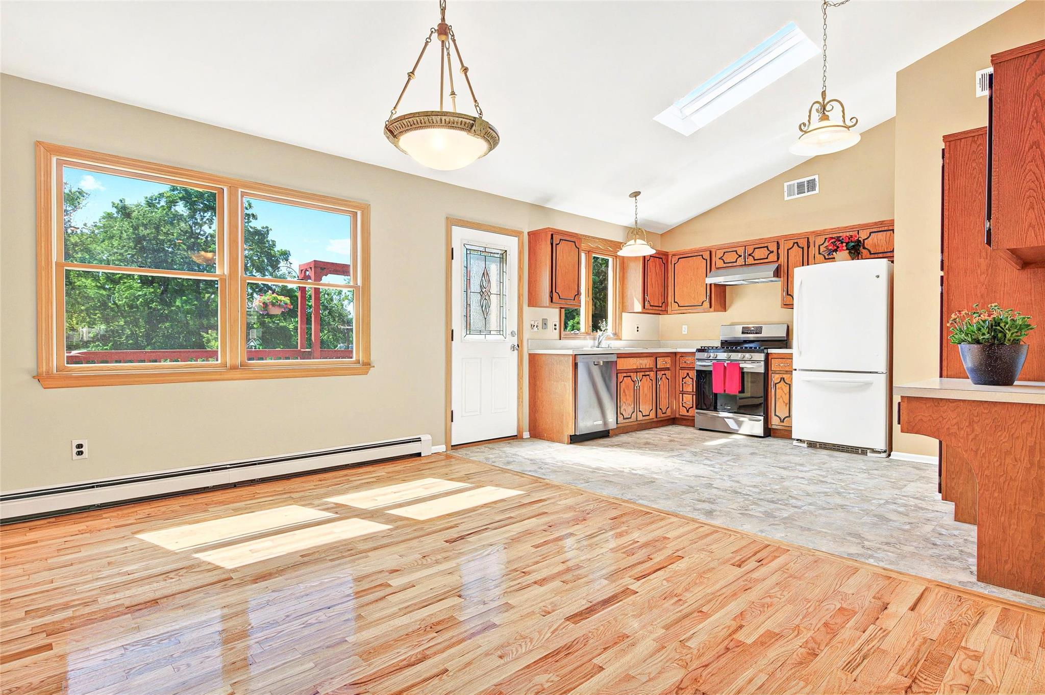 8 Skinner Court, Tomkins Cove, New York image 22