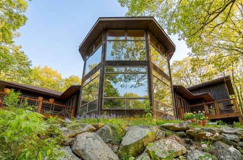 141 Oak Road Monroe NY 10950