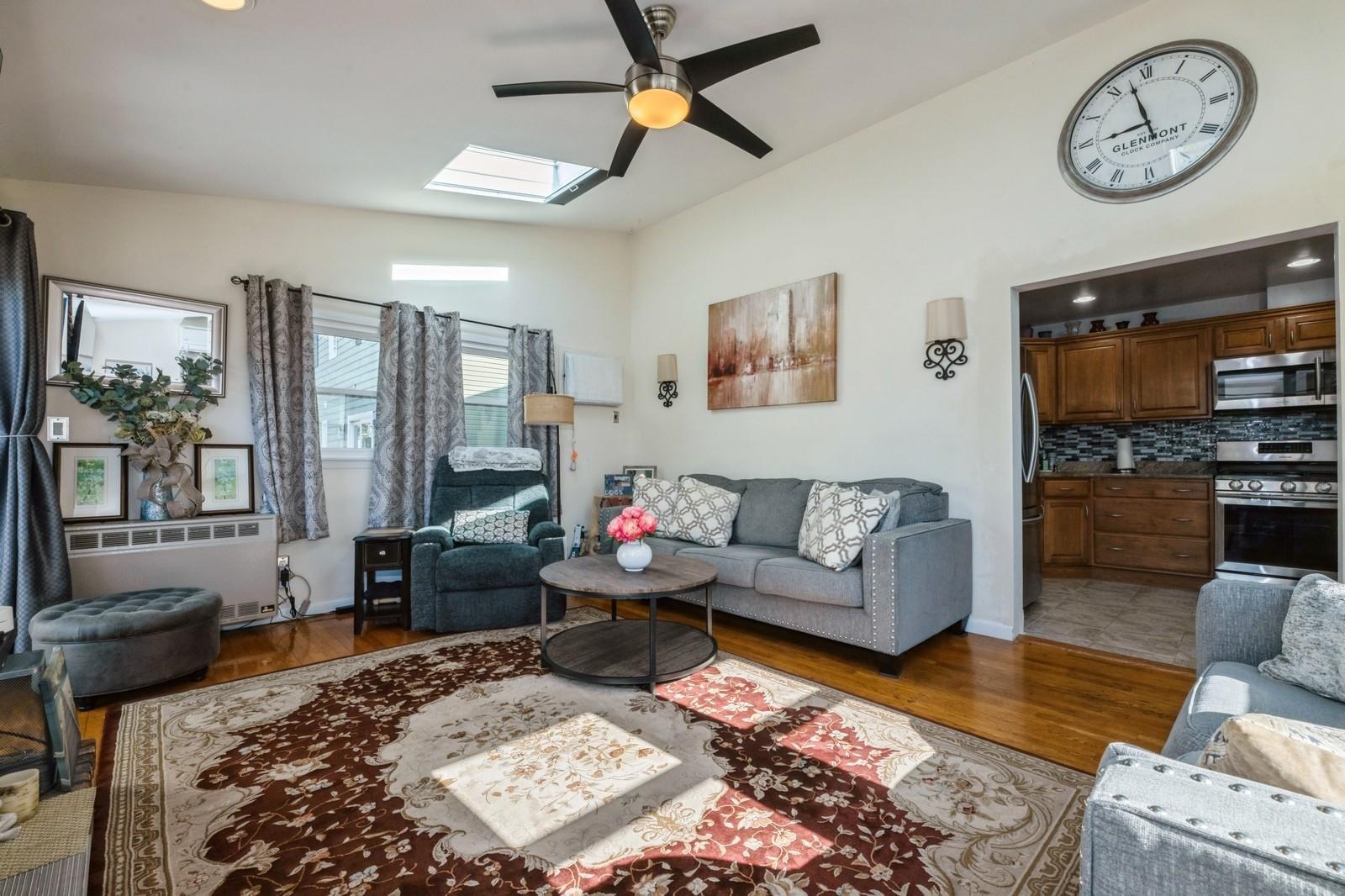 42 Webster Street, Floral Park, New York image 11