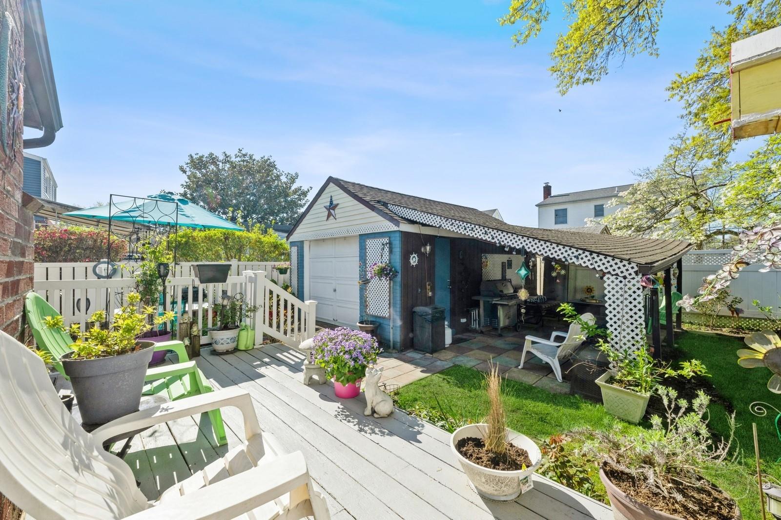 42 Webster Street, Floral Park, New York image 26