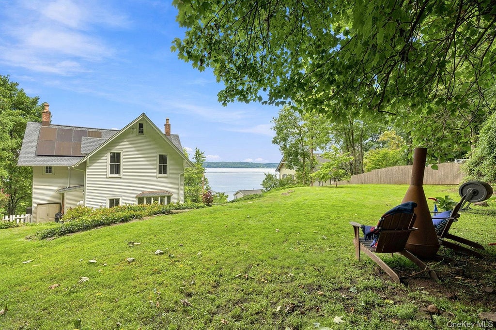 Photo of 75 River Road, Nyack, NY 10960 (MLS # 1035077)