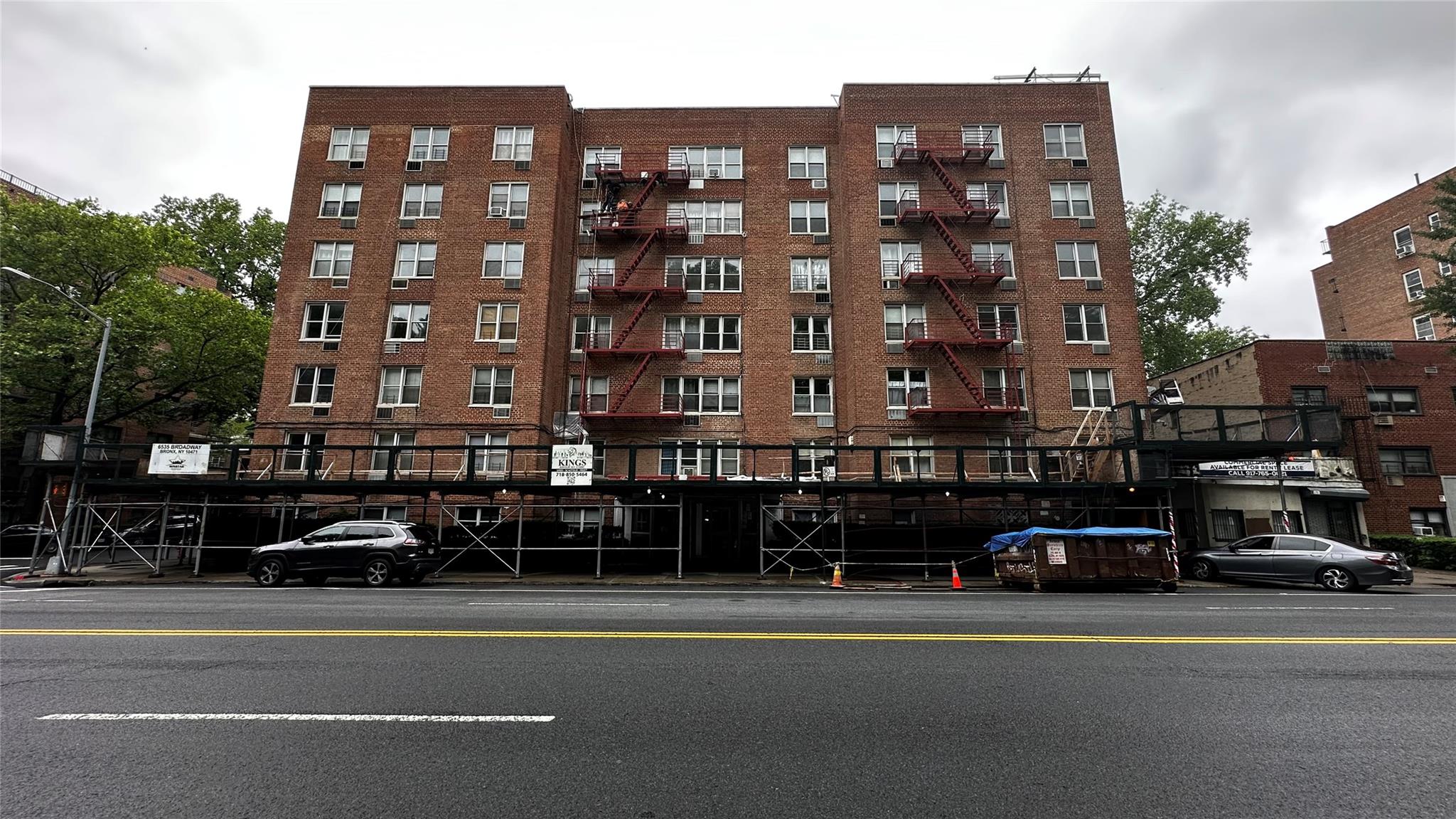 Broadway 4J, Bronx, New York - 1 Bedrooms  
1 Bathrooms  
3 Rooms - 