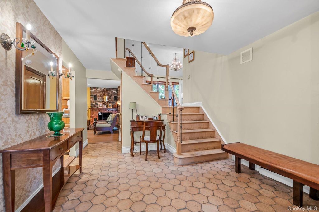 Photo of 740 Kearny Drive, North Woodmere, NY 11581 (MLS # 965996)