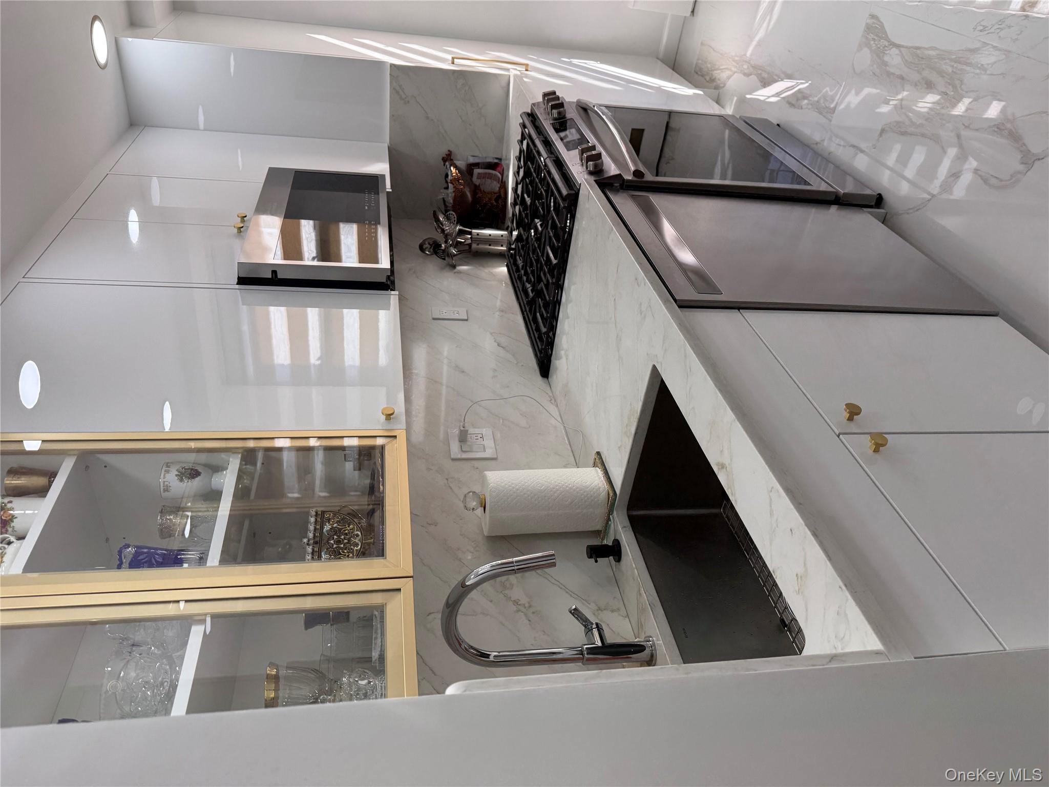 61-15 98th Street 8K