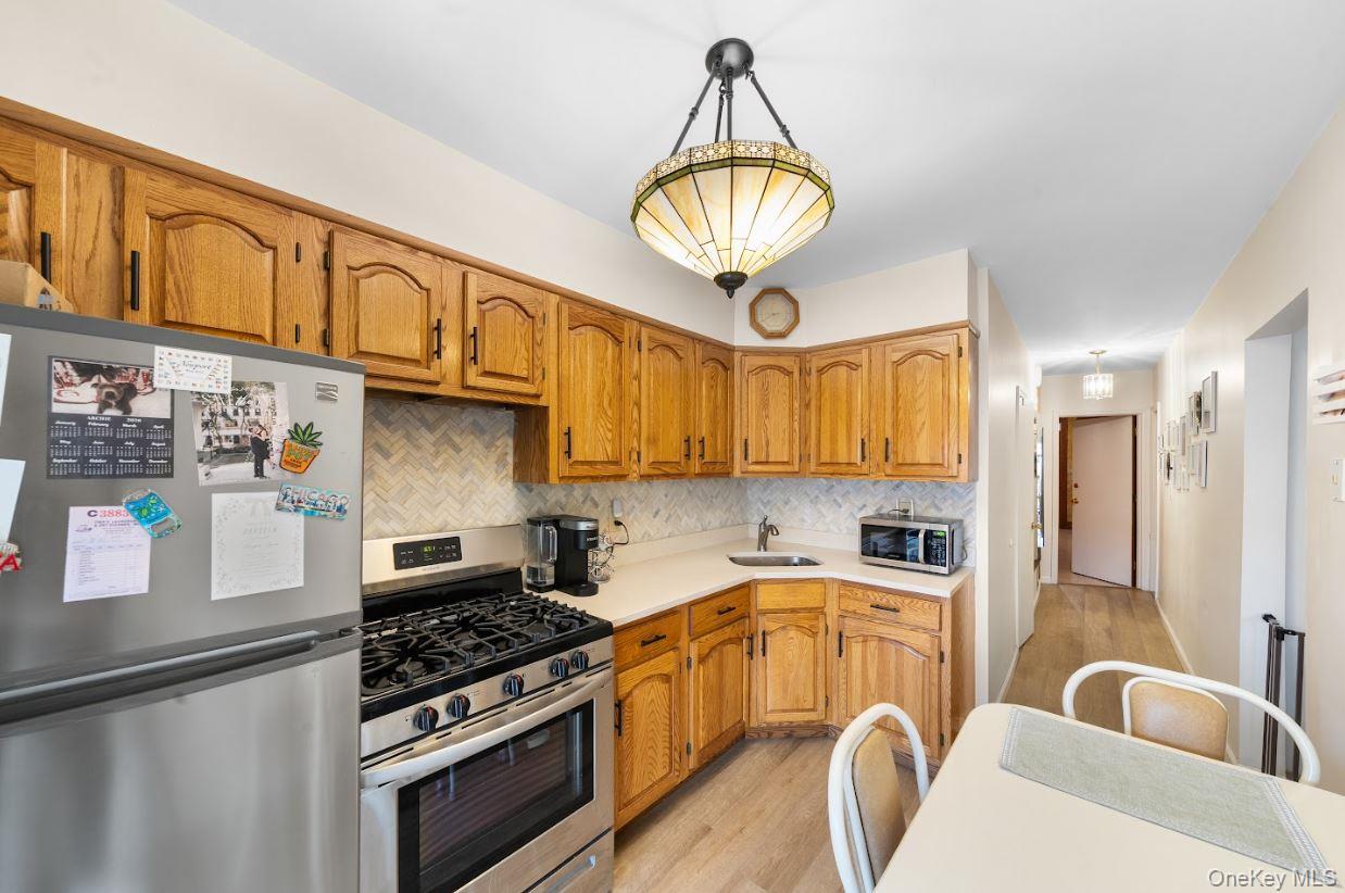 64-16 Metropolitan Avenue