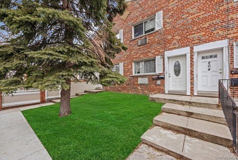 206-208 Balcom Avenue Bronx NY 10465