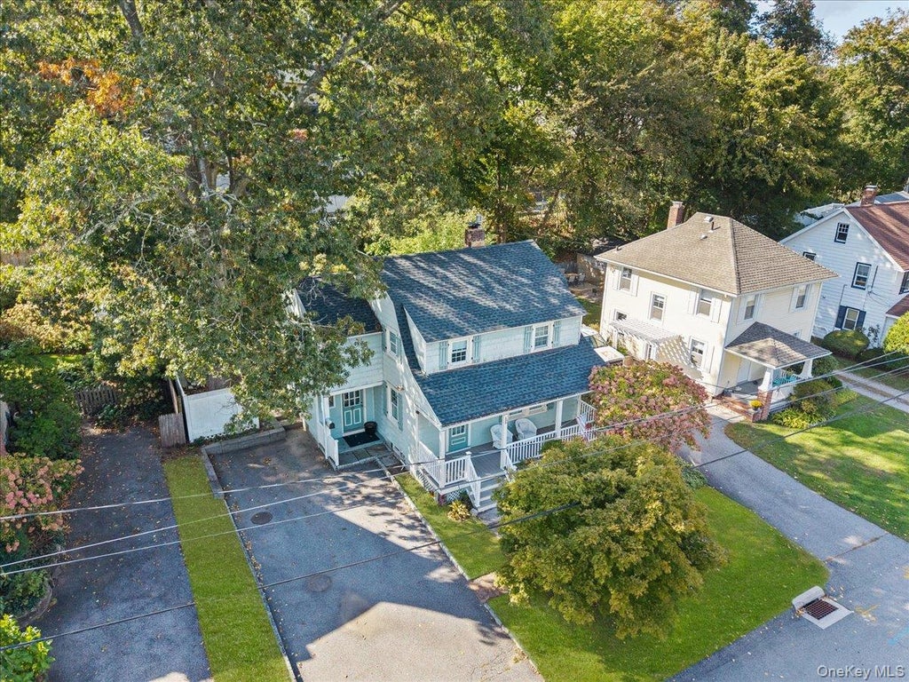 Photo of 10 North Street, Katonah, NY 10536 (MLS # 1063955)