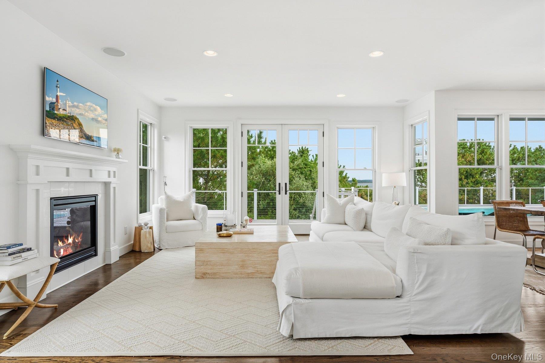 824 Dune Road