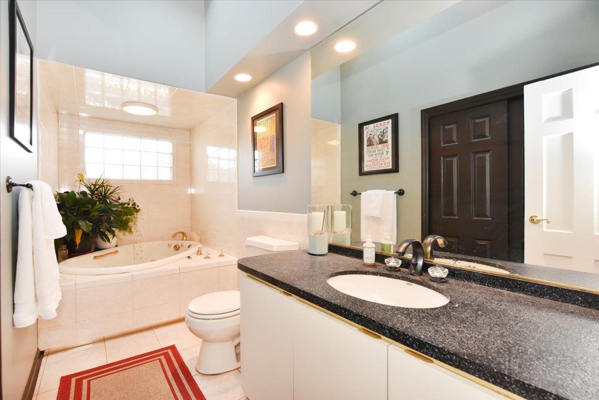 1456 Wagner Street, Wantagh, New York image 21