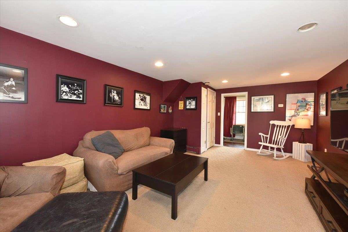 1456 Wagner Street, Wantagh, New York image 14