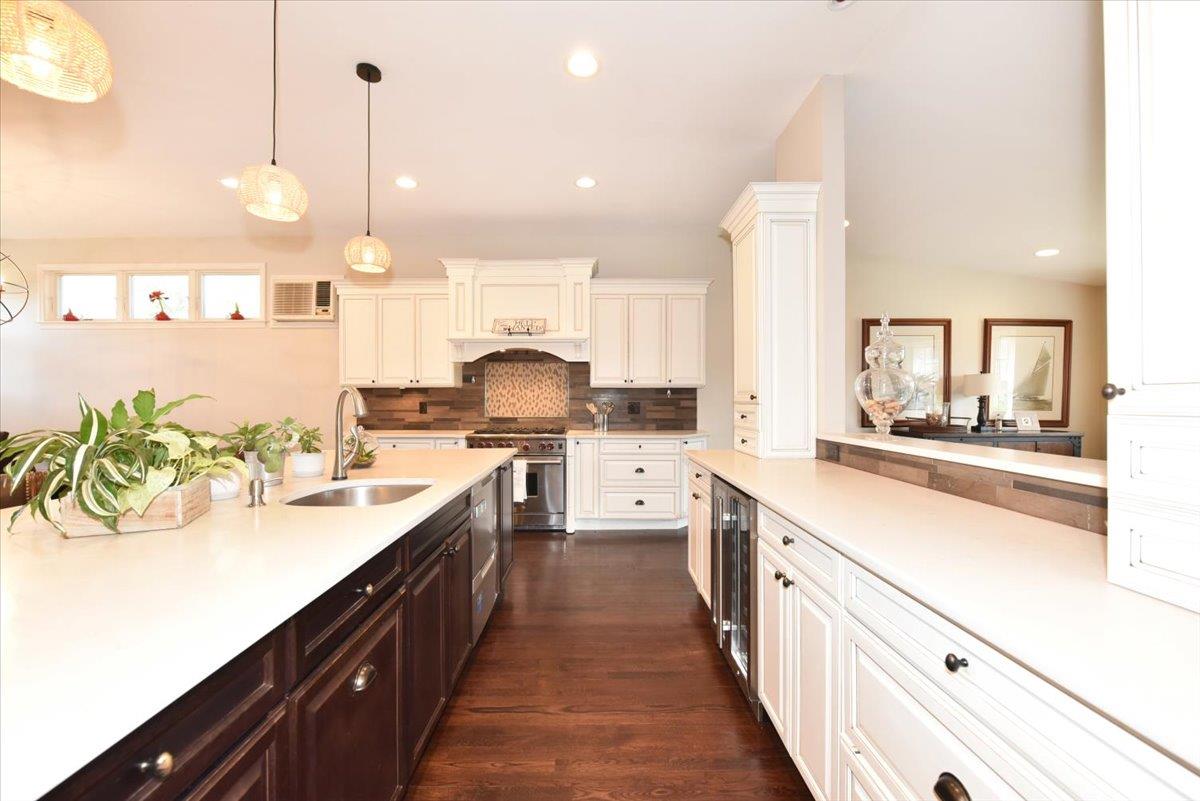 1456 Wagner Street, Wantagh, New York image 9