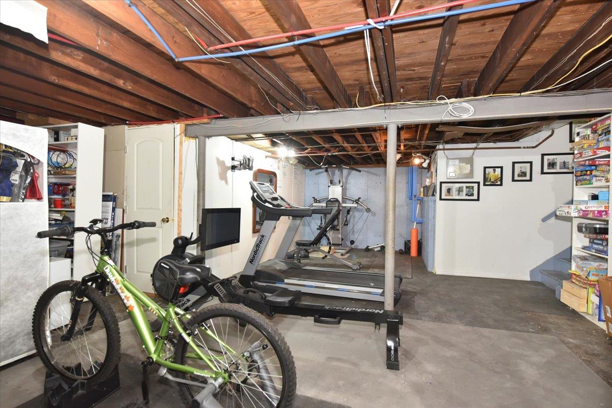1456 Wagner Street, Wantagh, New York image 24
