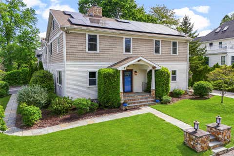 Homes For Sale - 10 Bogert Place<br/> Bronxville, NY 10708