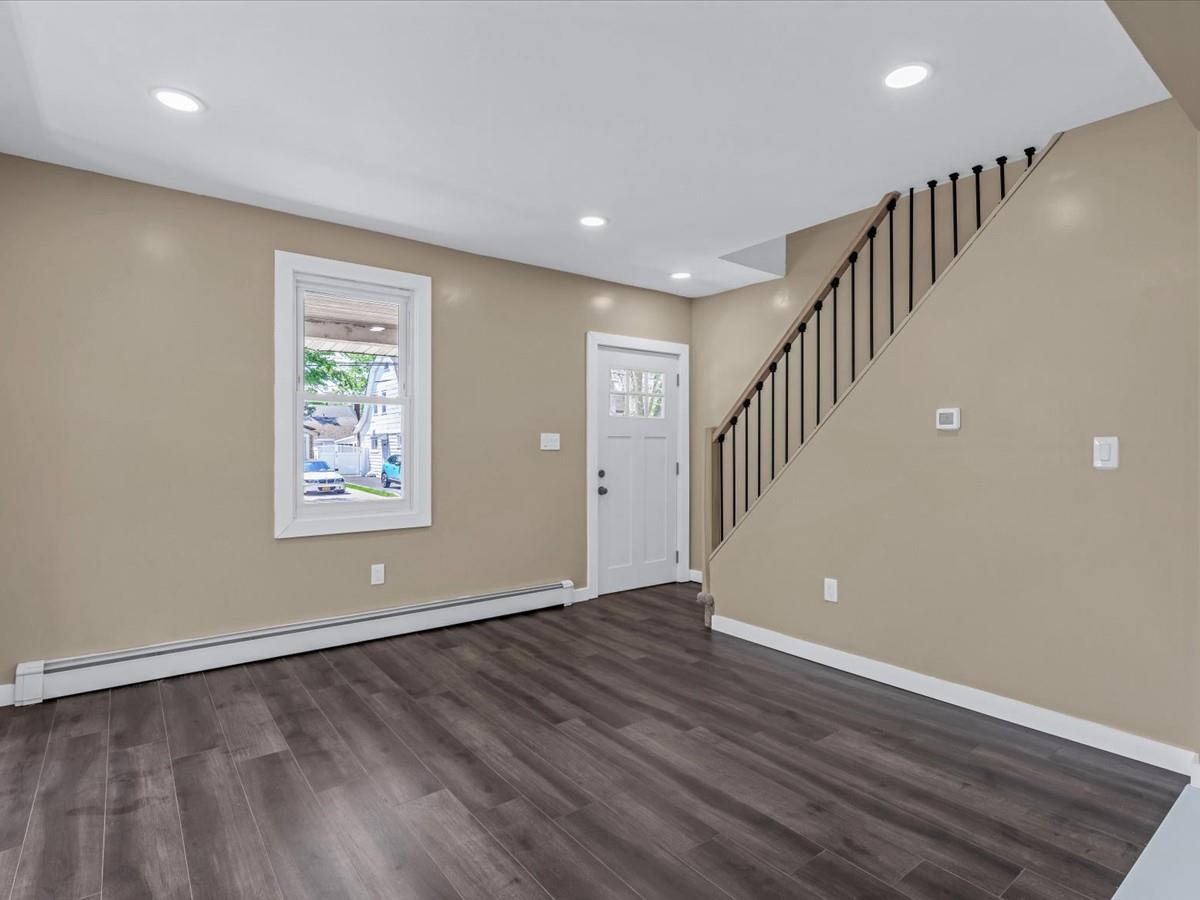 211 Belmont Avenue, Westbury, New York image 5