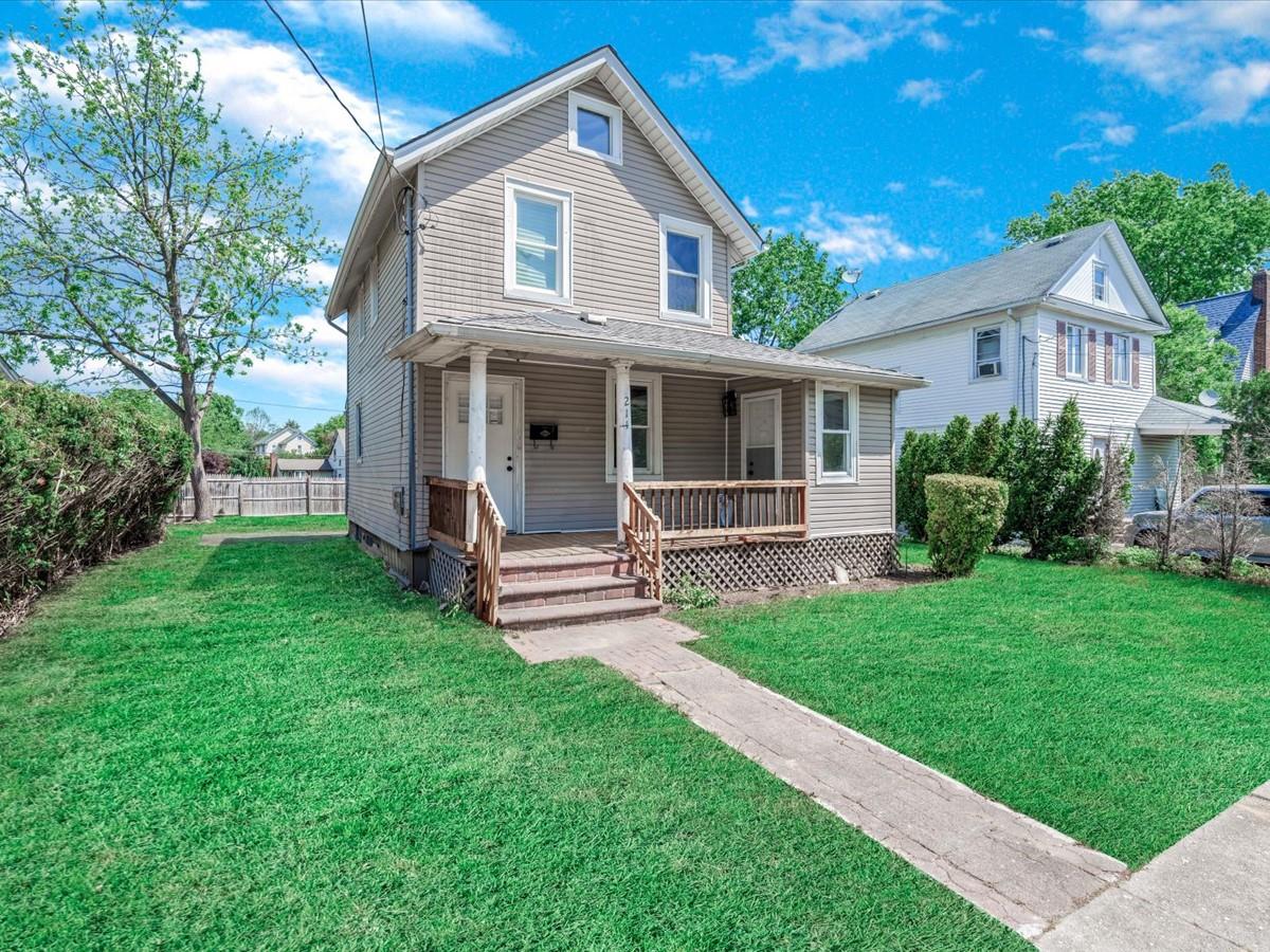 211 Belmont Avenue, Westbury, New York image 2