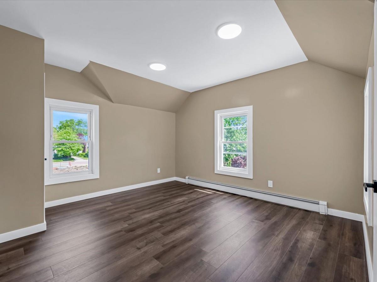 211 Belmont Avenue, Westbury, New York image 15