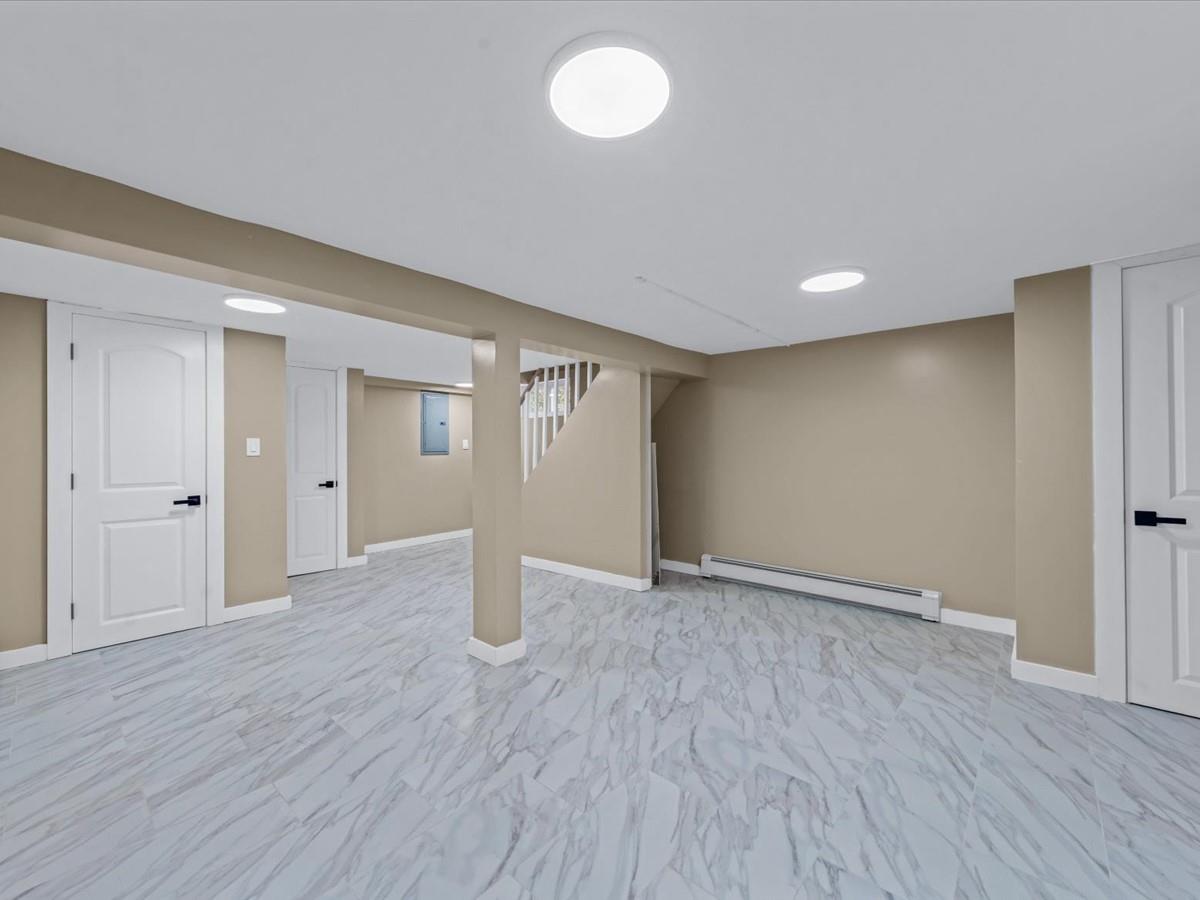 211 Belmont Avenue, Westbury, New York image 23