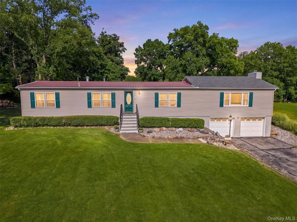 Photo of 726 County Route 93, Slate Hill, NY 10973 (MLS # 1025131)