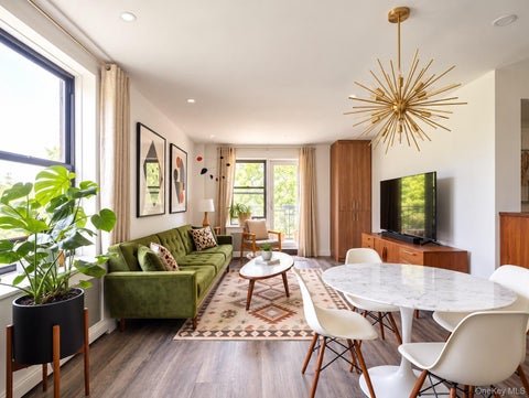 Homes For Sale - 87-10 51 Avenue #4R<br/> Elmhurst, NY 11373