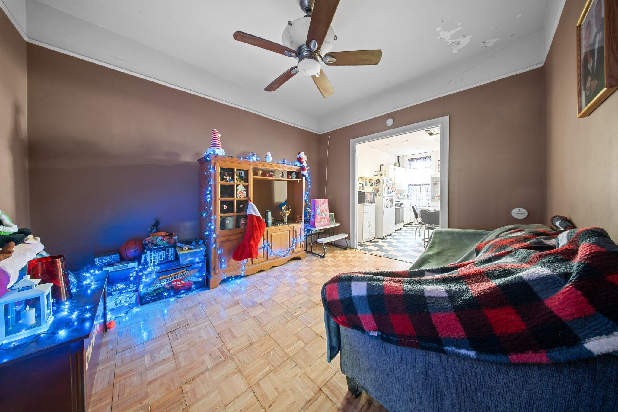 449 43rd Street