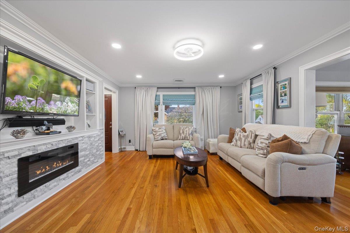 1 Francis Lane