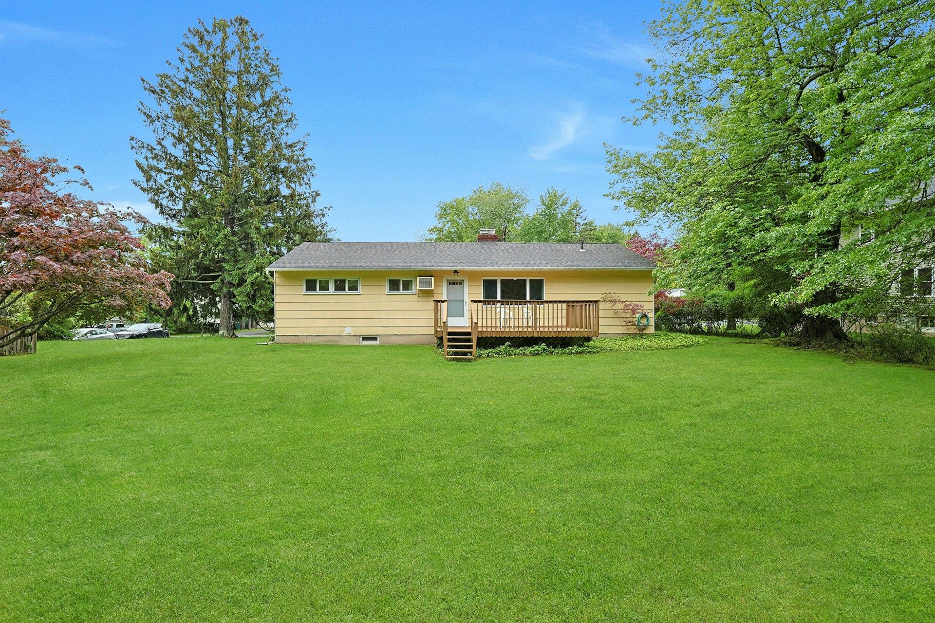 120 Locust Drive, Nyack, New York image 31