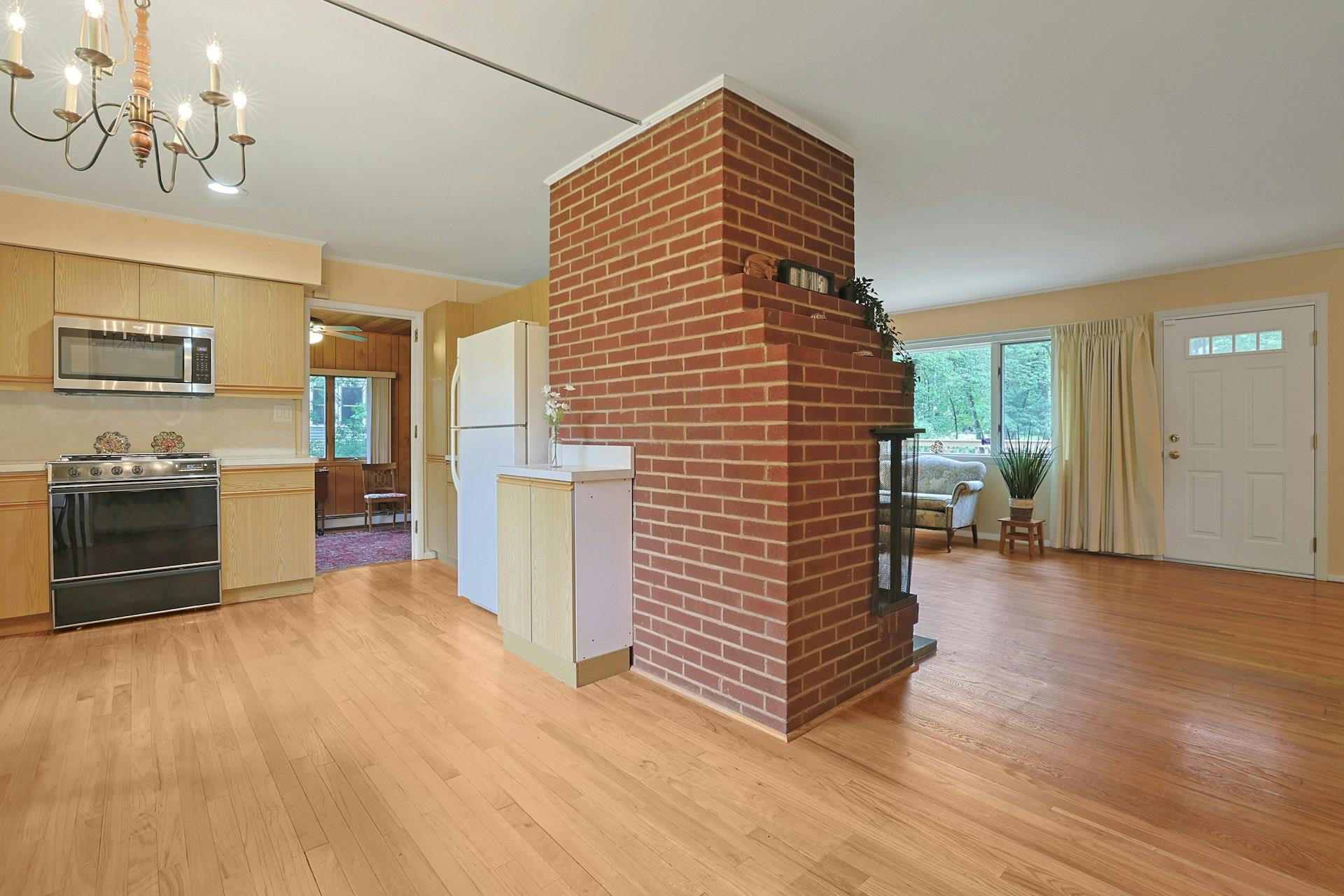 120 Locust Drive, Nyack, New York image 9