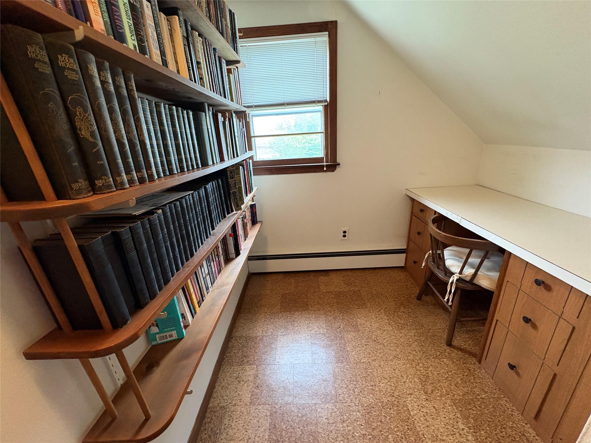 53 Canterbury Lane, North Babylon, New York image 15