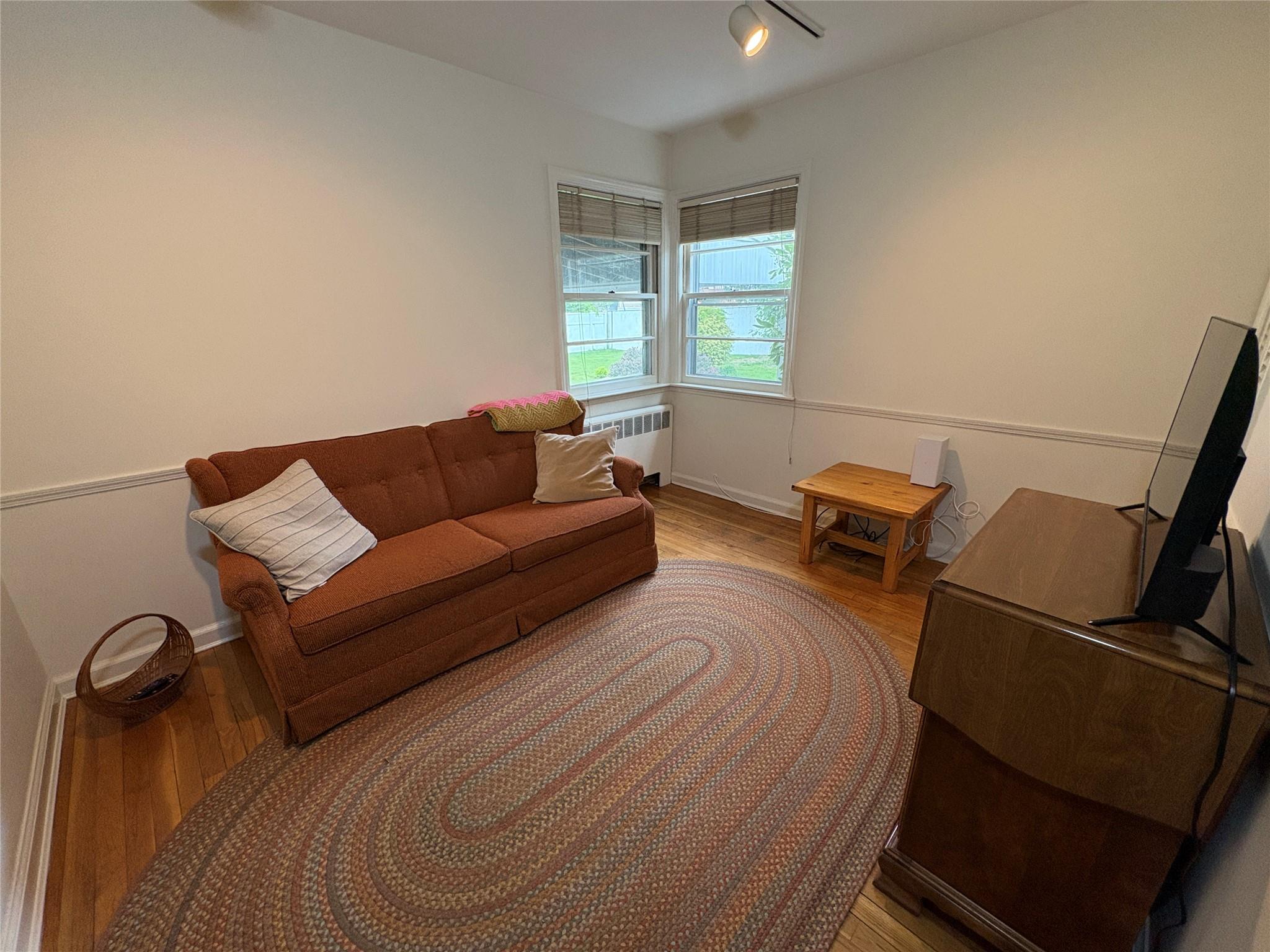53 Canterbury Lane, North Babylon, New York image 9