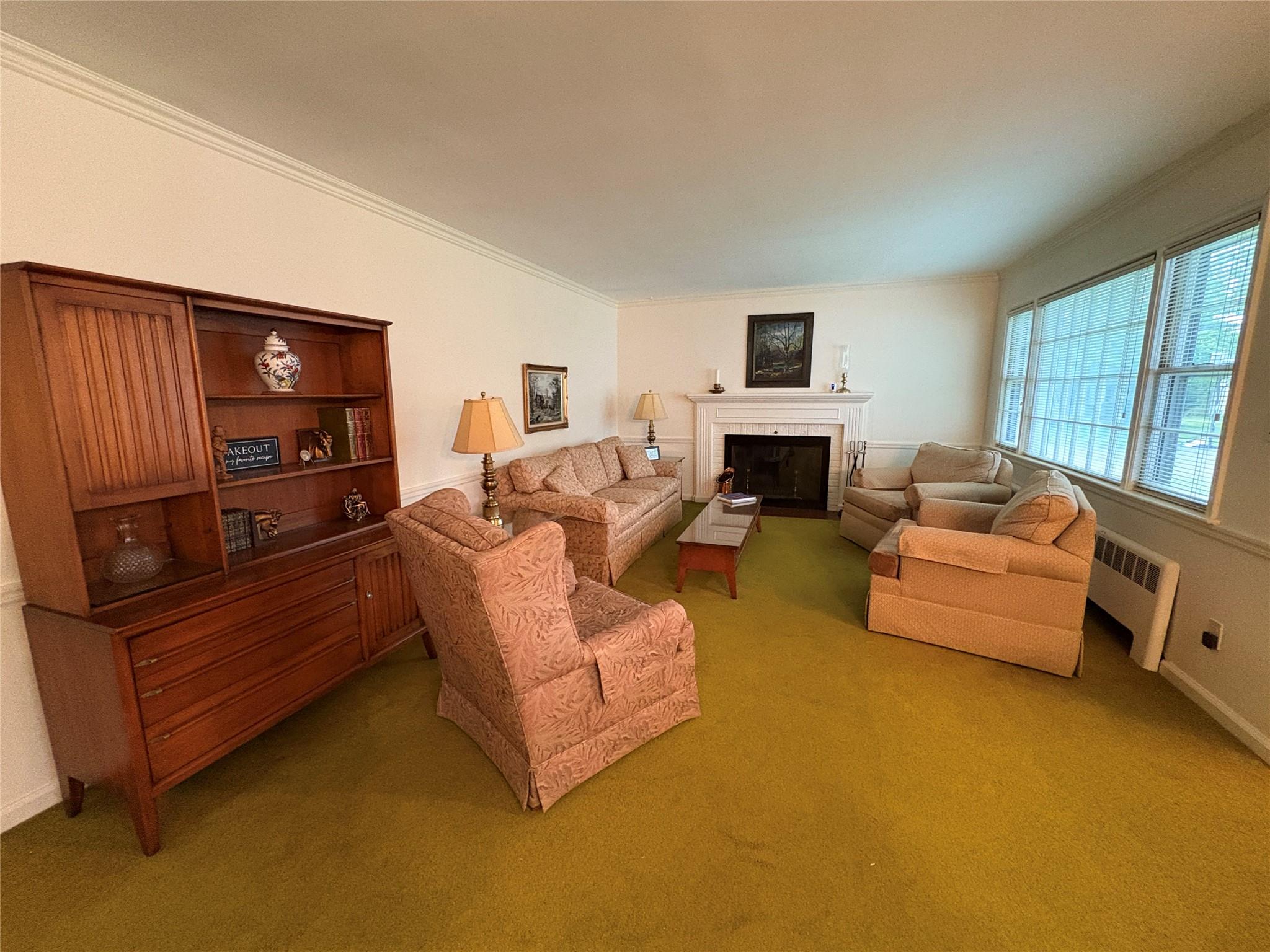 53 Canterbury Lane, North Babylon, New York image 5