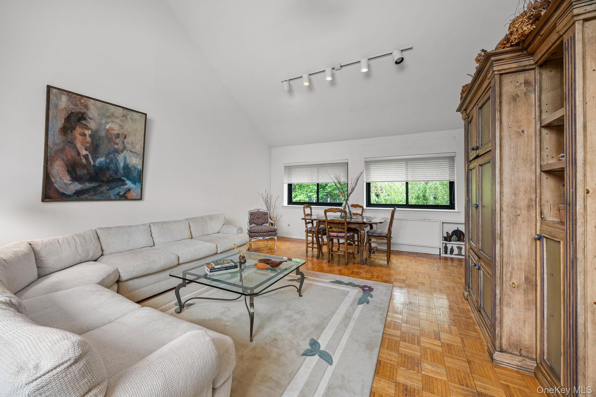 21 Canterbury Road 15