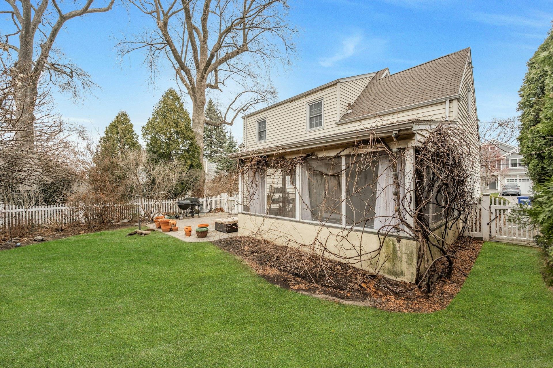 178 Beech Street, Eastchester, New York image 21