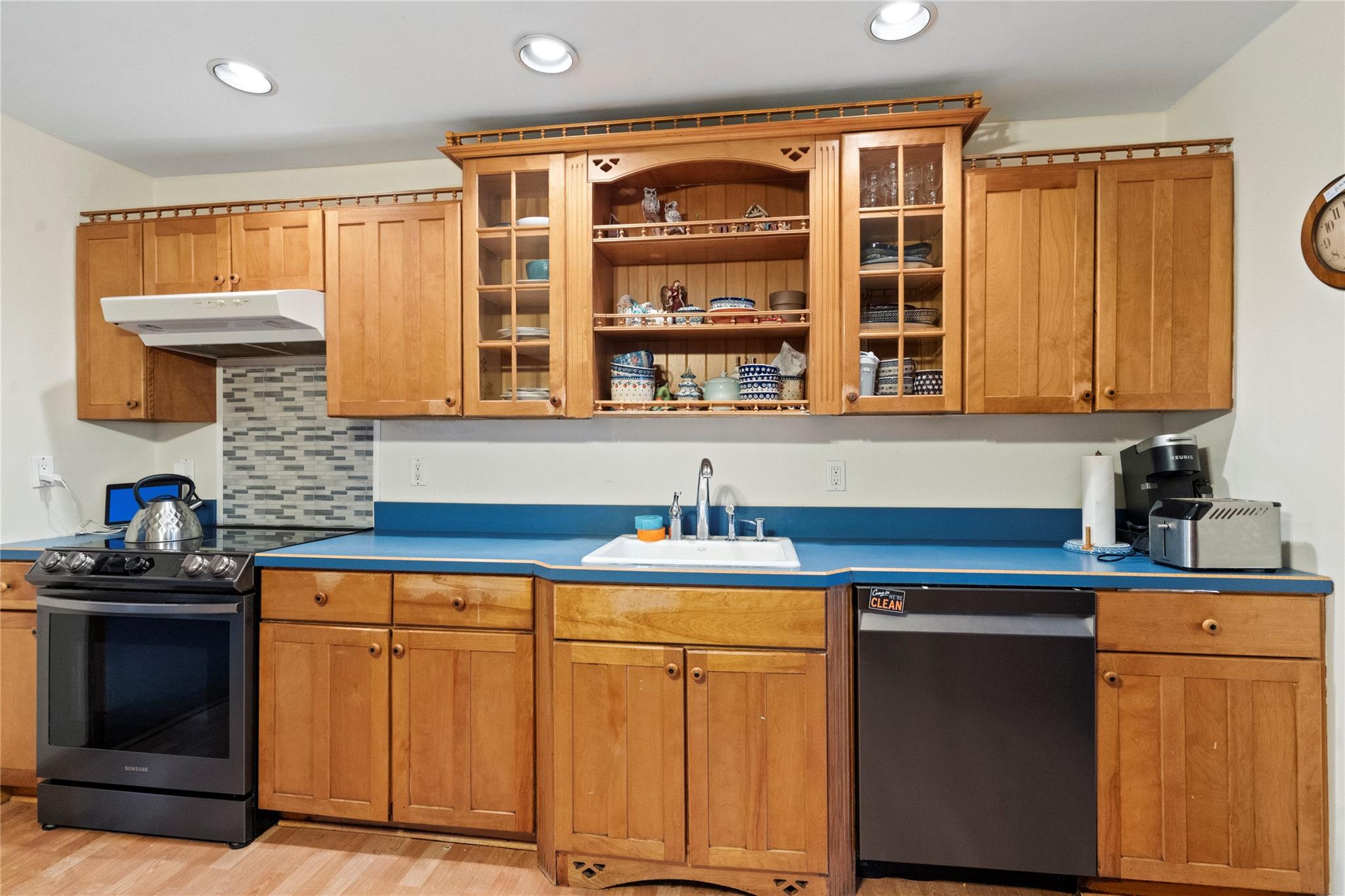 107 Greenway Drive, Farmingdale, New York image 4