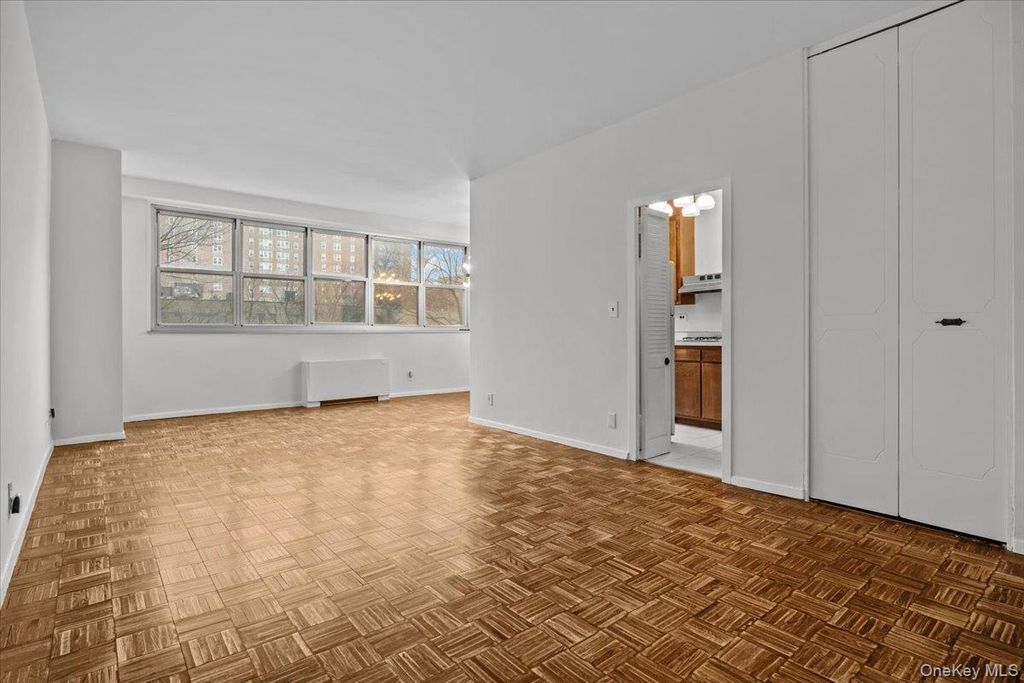 Photo of 555 Kappock Street #4H, Bronx, NY 10463 (MLS # 959574)