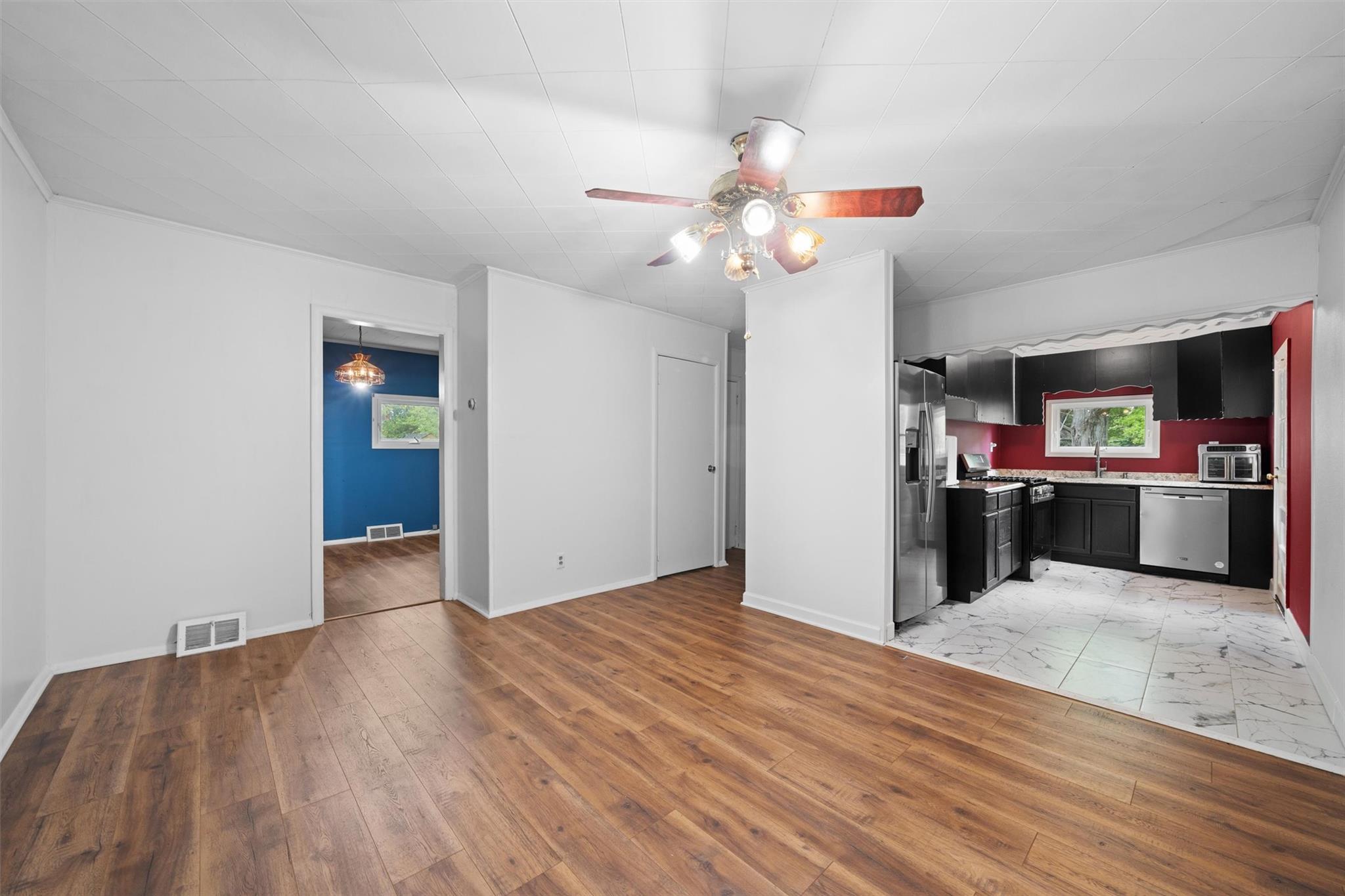 327 Walnut Avenue, New Windsor, New York image 8