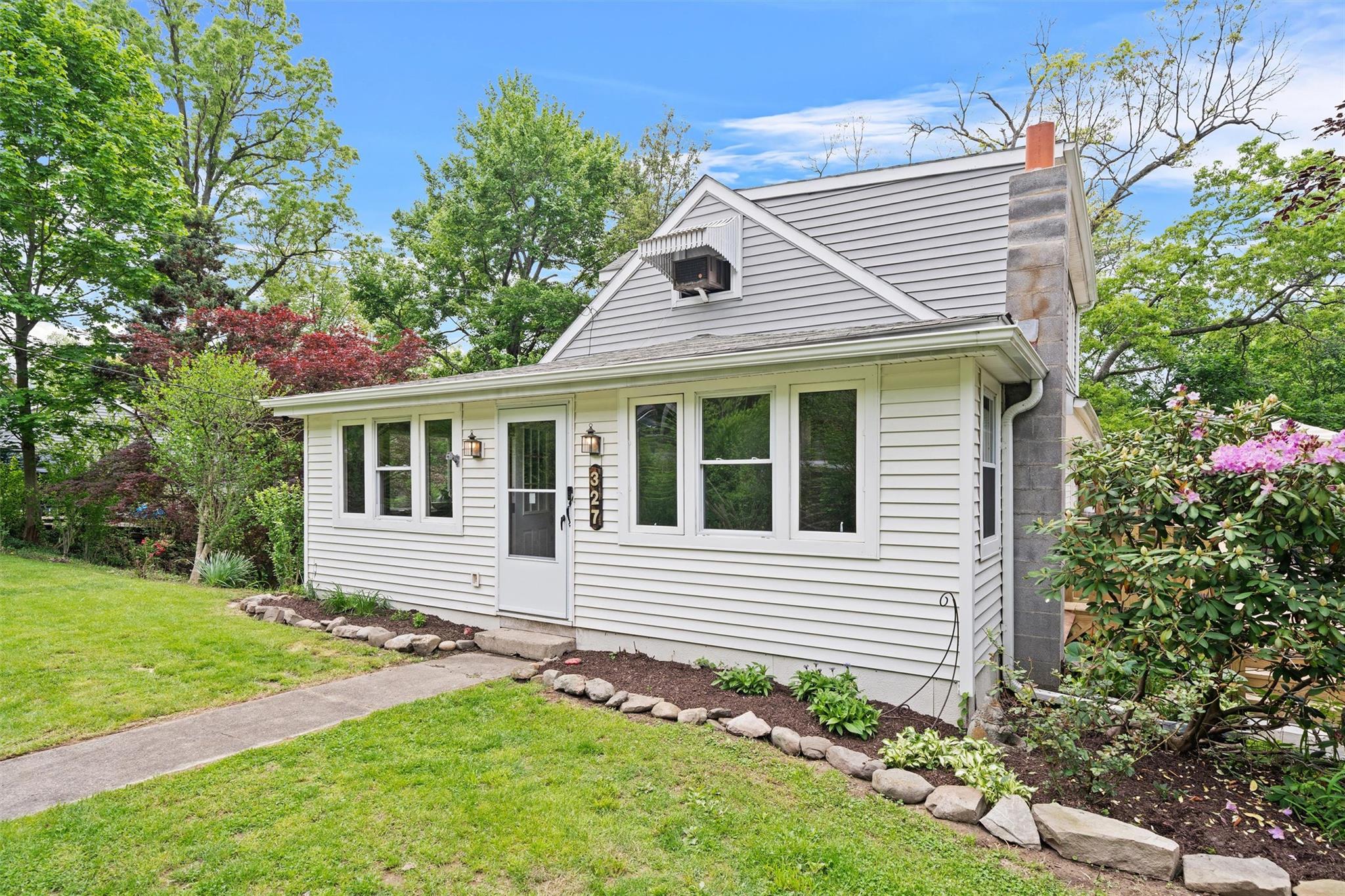 327 Walnut Avenue, New Windsor, New York image 1
