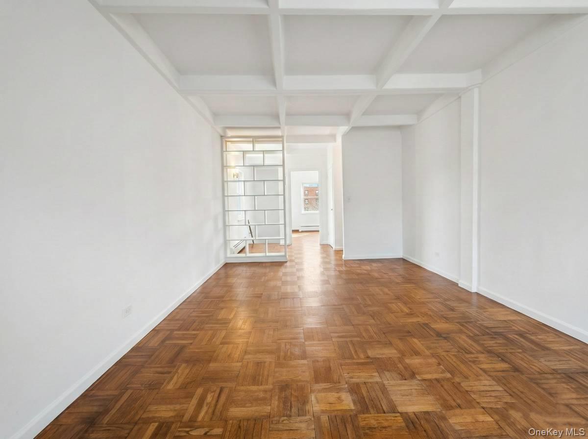 144-37 Grand Central Parkway 74E