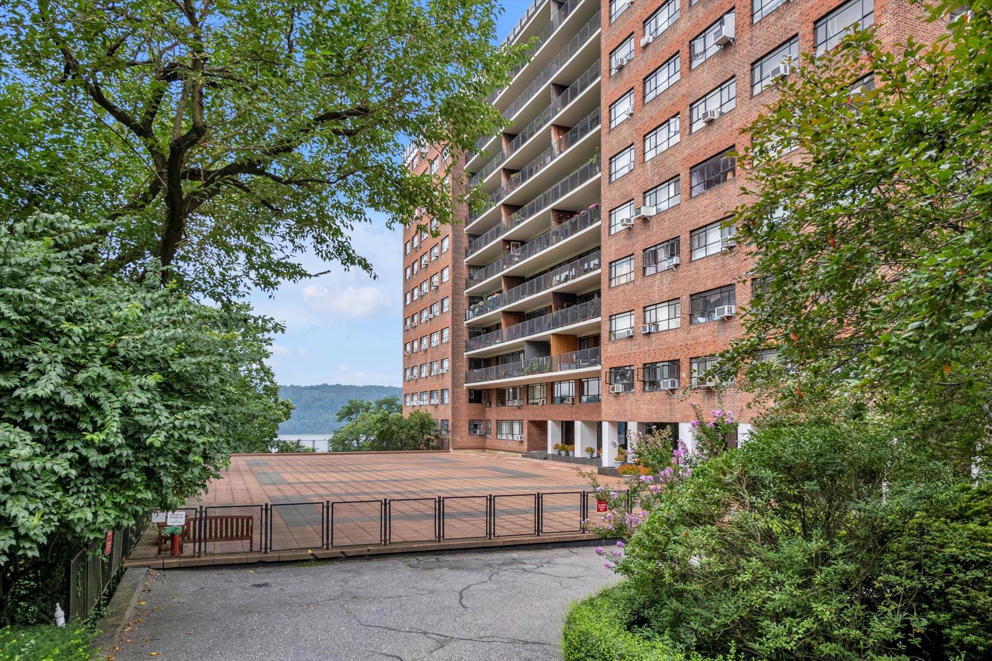 2727 Palisade Avenue #14A, Bronx, New York image 17