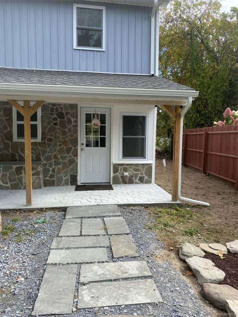 Apartment For Rent - 32 Zimmer Drive #RIGHT LOWER SIDE<br/> Orange County, Sparrowbush, NY 12780