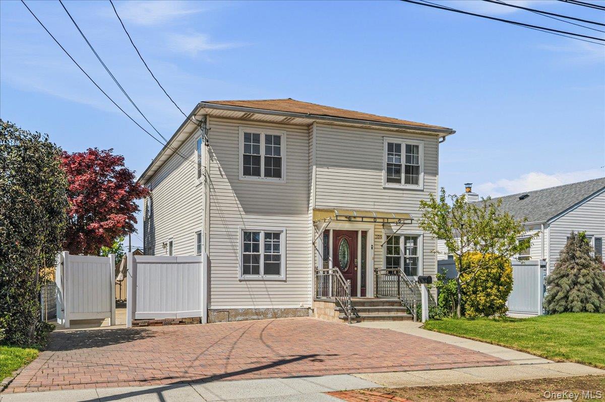 109 Gordon Avenue