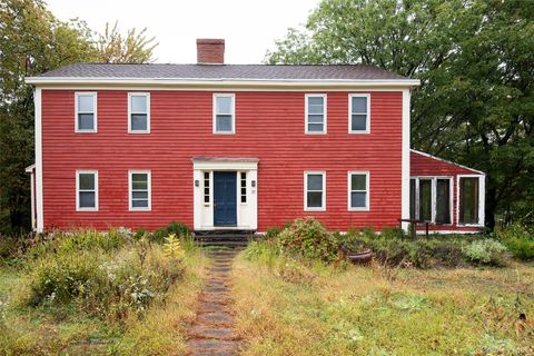 Homes For Sale - 32 Mountain Camp Road<br/> Greene County, Cairo, NY 12413